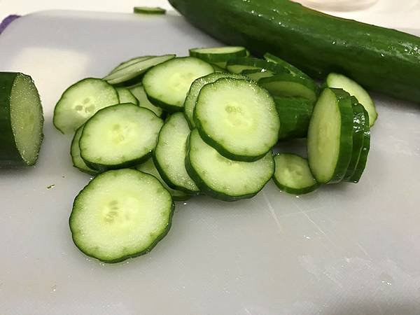 cucumba 1-1.jpg