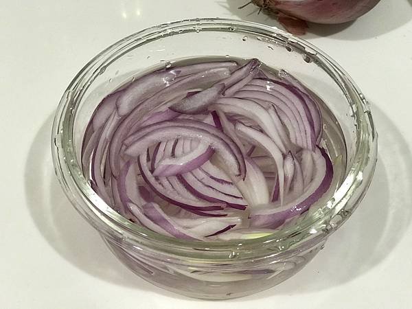 Onion 1-3.jpg