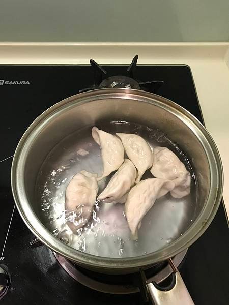 [開箱] 日日佐料 【灶市-油封香蒜酥】l 簡單料理 l 推