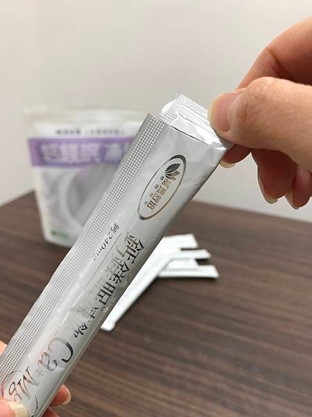 [開箱] 【威瑪舒培】鈣鎂眠凍飲 評價：女性機能果凍開箱與輕