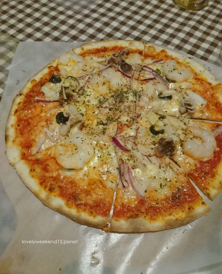 PIZZA S-22.jpg