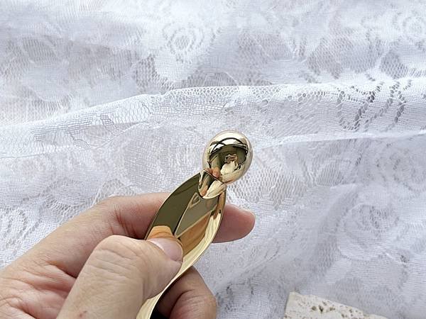 【保養】「台塩生技 綠迷雅奢逆時御膚雙萃精華、綠迷雅緊顏棒」