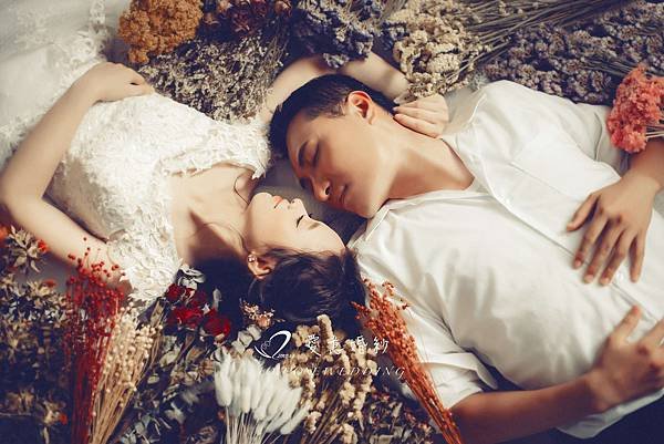高雄拍婚紗愛意LoveOne婚紗攝影乾燥花工作室