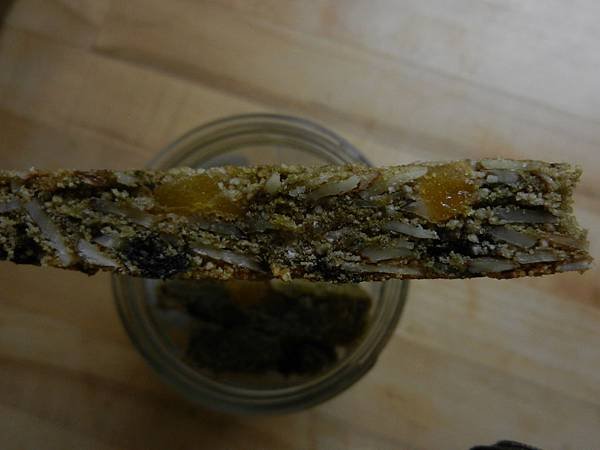 Oct192012 gluten-free brown rice-quinoa energy bar 無麩質糙米藜麥能量棒