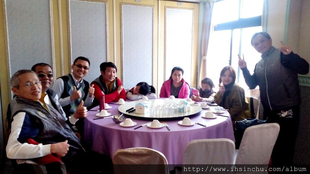 感謝竹塹扶輪社大家長Marvin社長請客，讓大家可以來石門水庫吃到這麼好吃的活魚三吃!