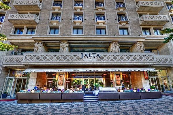 Jalta Hotel.jpg