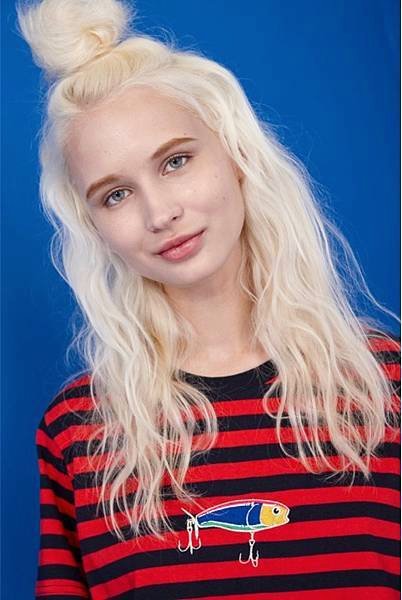 103.jpg