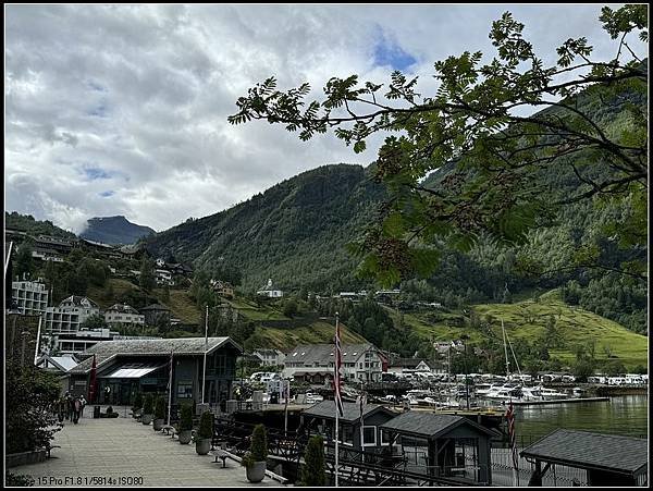 2024-07 _ Geiranger-Briksdalsb