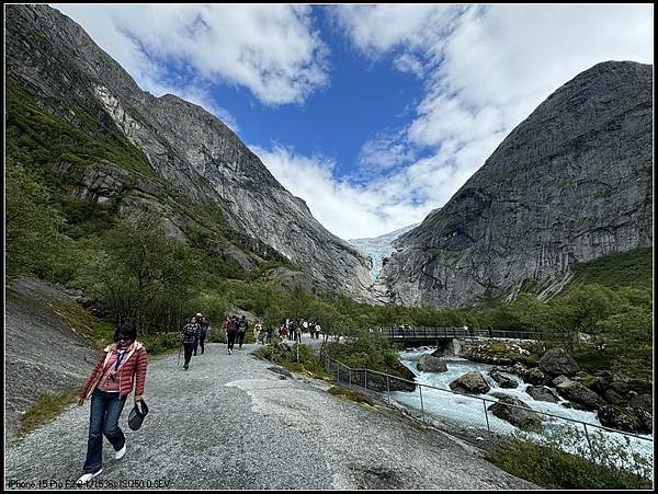 2024-07 _ Geiranger-Briksdalsb