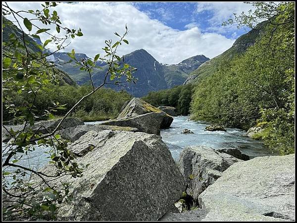 2024-07 _ Geiranger-Briksdalsb