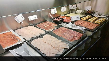 WP_20160209_07_03_17_Pro