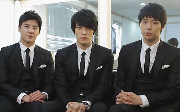 JYJ_CHARITY.jpg