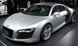 250px-2007_Audi_R8.jpg