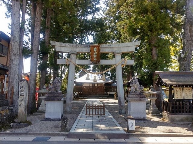 白山神社 - About Wedding &amp; Honeymoon ♡ 