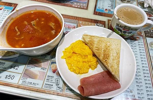 民華餐廳用餐