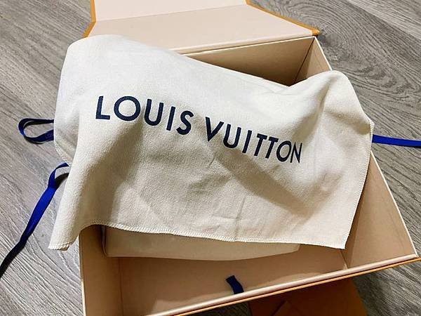 (2023年終&amp;安太座)  LOUIS VUITTON  N