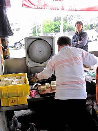 宜蘭美食-冬山火車站前米粉羹臭豆腐_3129.JPG