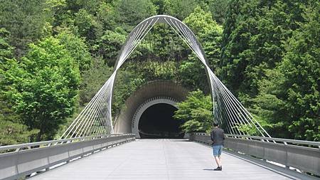 201405日本關西-miho museum 美秀美術館-貝聿銘-光線魔術師_12.JPG