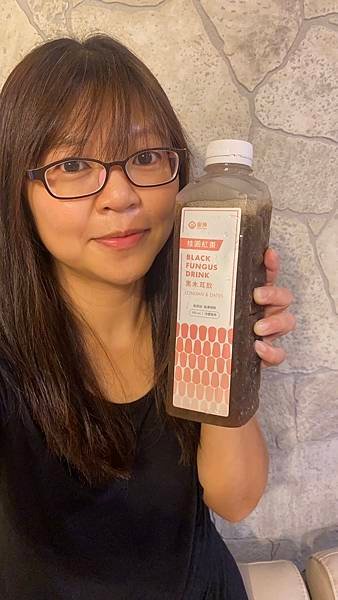炎炎夏日養顏美容清涼飲品_澎沛黑白木耳飲品
