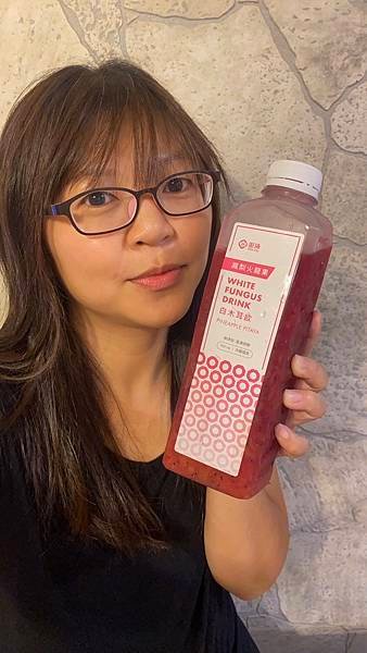 炎炎夏日養顏美容清涼飲品_澎沛黑白木耳飲品