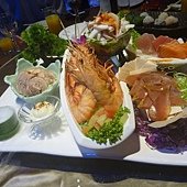 龍騰魚躍拼盤