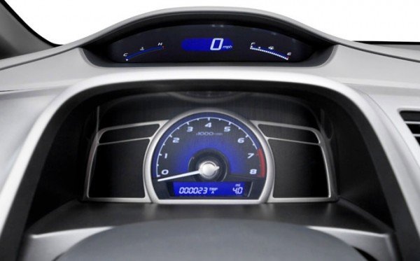 2011-Honda-Civic-GX-NGV-Hybrid-Pictures-Interior-HUD-600x373.jpg