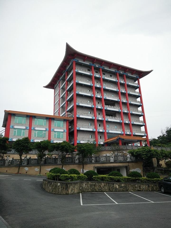 141.jpg