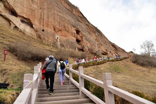 【中國甘肅省】絲路,華山12天之旅Day5:馬蹄寺石窟群