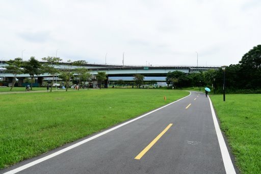 【台北市,新北市】淡水河右岸,大漢溪右岸自行車道(百齡橋~浮