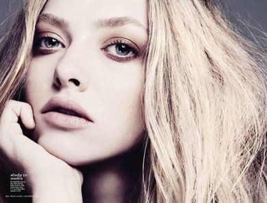 amanda-seyfried-by-marcus-ohlsson-for-marie-claire-us-december-2011-92ilhoy2j-200032-530-403