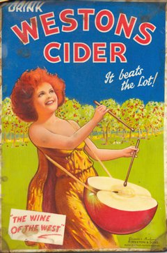 2013-05-24_cidre-05_woman playing apple drum