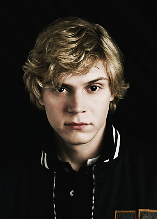 Evan Peters-1.png