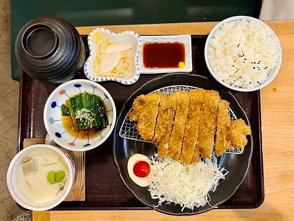 大和日本料炸豬排定食.JPG