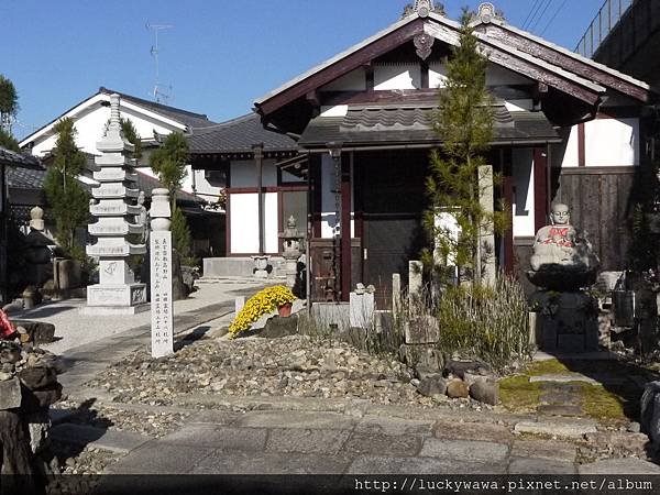 嵐山路邊小神社