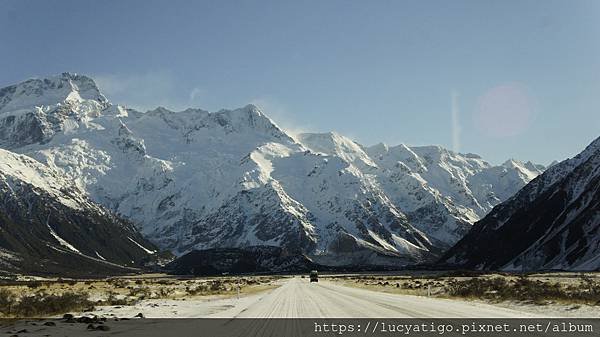 __Day 10-早上快抵達Mt.Cook 地上有些積雪 20150719_DSC9045.JPG