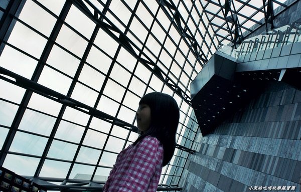 蘭陽博物館：【宜蘭】雨天造訪特殊建築～沉入水中的蘭陽博物館