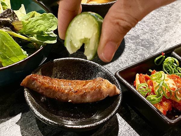 台中西屯美食⎢柏 和牛燒肉。超質感專人一對一服務燒烤，誰跟你