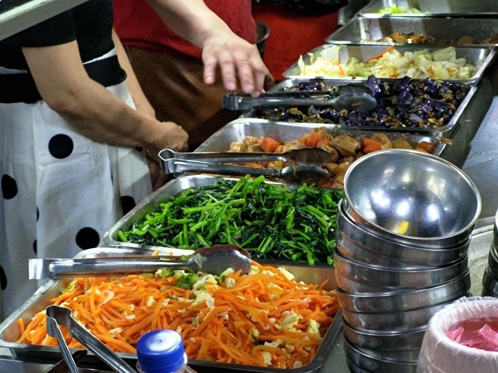 【台中中區】李海滷肉飯│第二市場消夜美食，招牌爌肉飯必吃~6