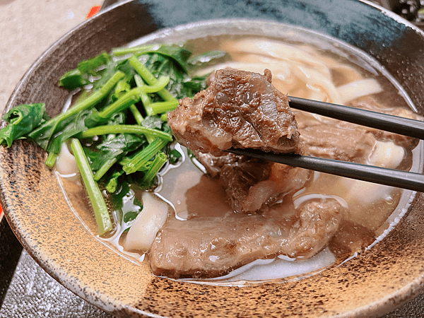 【新北貢寮】福容大飯店福隆怎麼玩？沙雕展、海水浴場、夜訪沙蟹