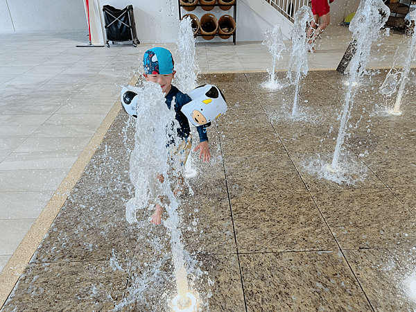 【親子】花蓮瑞穗天合兩萬坪超夢幻親子樂園！滑水道、水樂園、兒