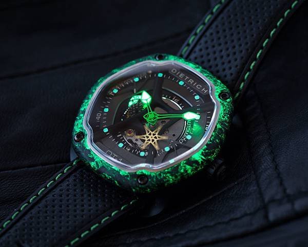 DIETRICH - OT-1 - Carbon luminescent