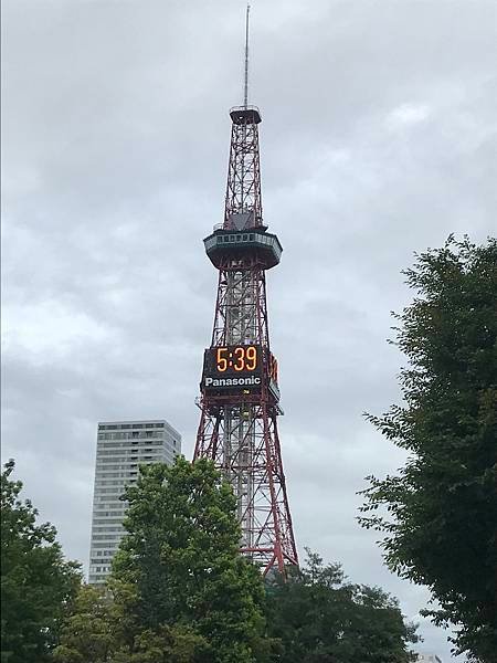 2023暑假三合一北海道行Day2-3：鐘樓、市政廳、吃燒烤