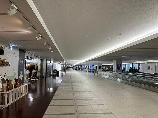 2025寒假F4北海道行 Day1-2：機場巴士初體驗、入住
