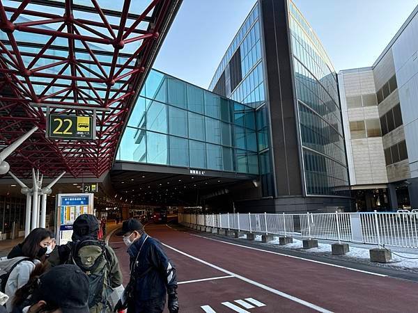 2025寒假F4北海道行 Day1-2：機場巴士初體驗、入住