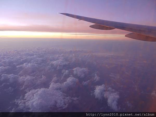 4.國泰航空 曼谷到香港轉機回台灣 (5)