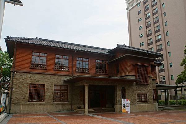DSC09261-min.jpg