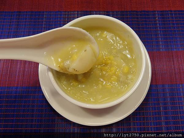 燕盞馬蹄麥仁綠豆饌