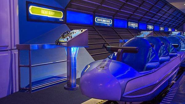 space-mountain-gallery05.jpg