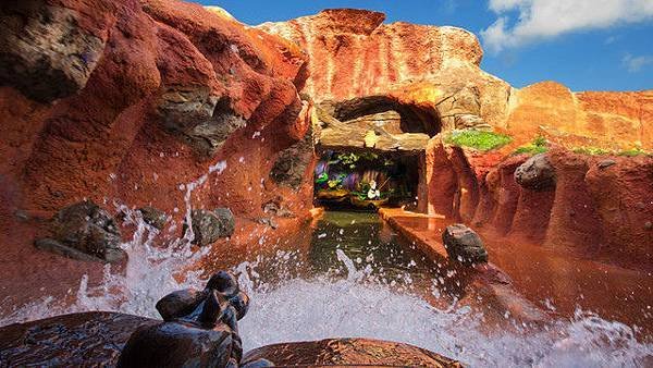 splash-mountain-gallery03.jpg