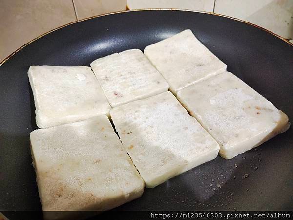 品臻國際評價高的好市多名廚美饌香滷牛肉乾拌麵及台式蘿蔔糕都推